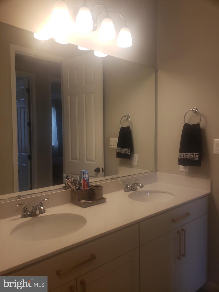 HAGERS CROSSING - Residential Lease