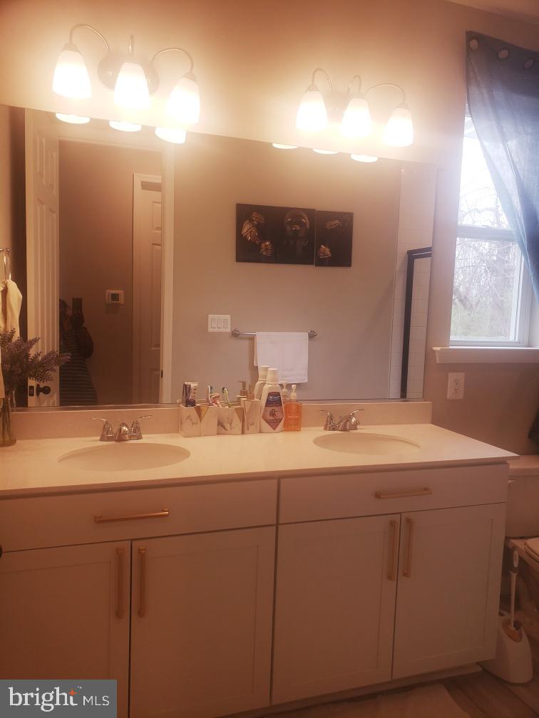 HAGERS CROSSING - Residential Lease