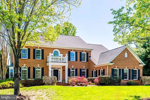 10907 Great Point Court, Great Falls, VA MLS: VAFX2228610