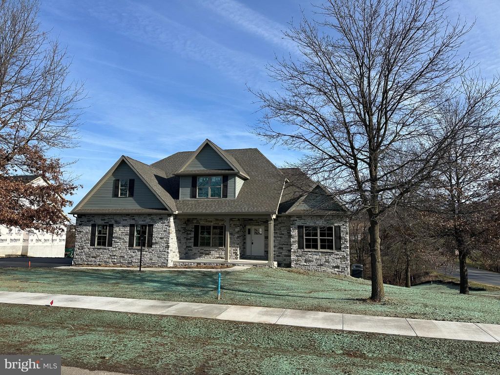 Photo of Lot 37 Greenside Court, CHAMBERSBURG, PA 17202 (MLS # PAFL2029098)