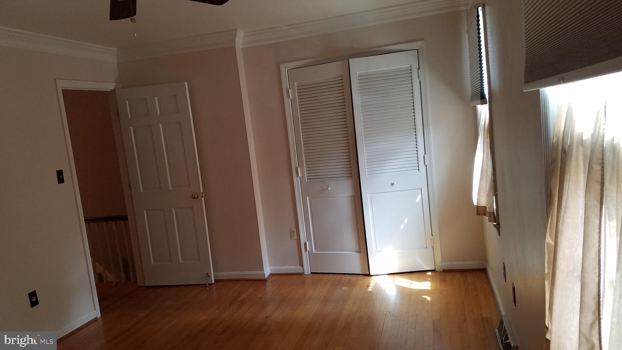 LAKE LOUISE - Residential Lease