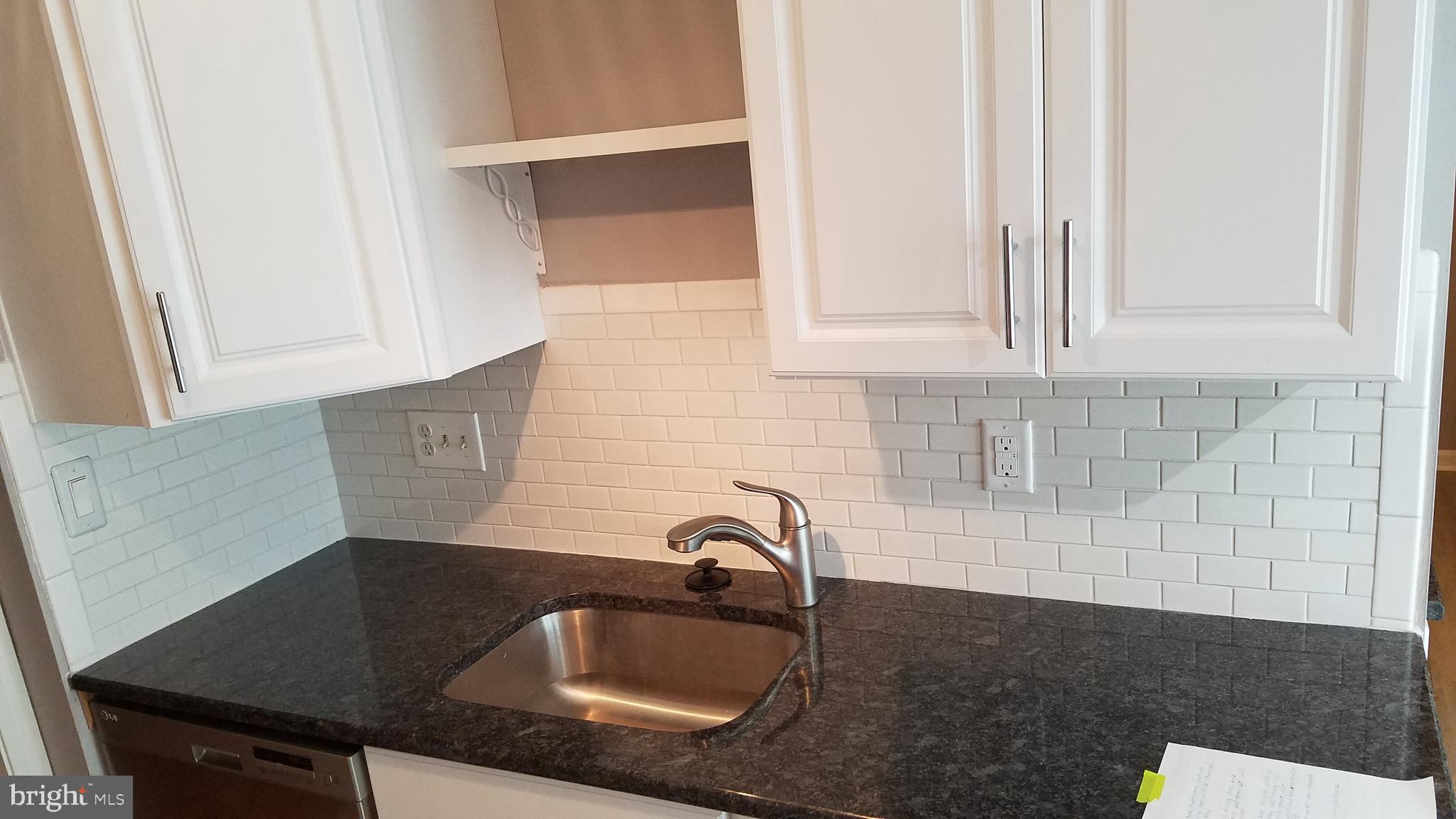 LAKE LOUISE - Residential Lease