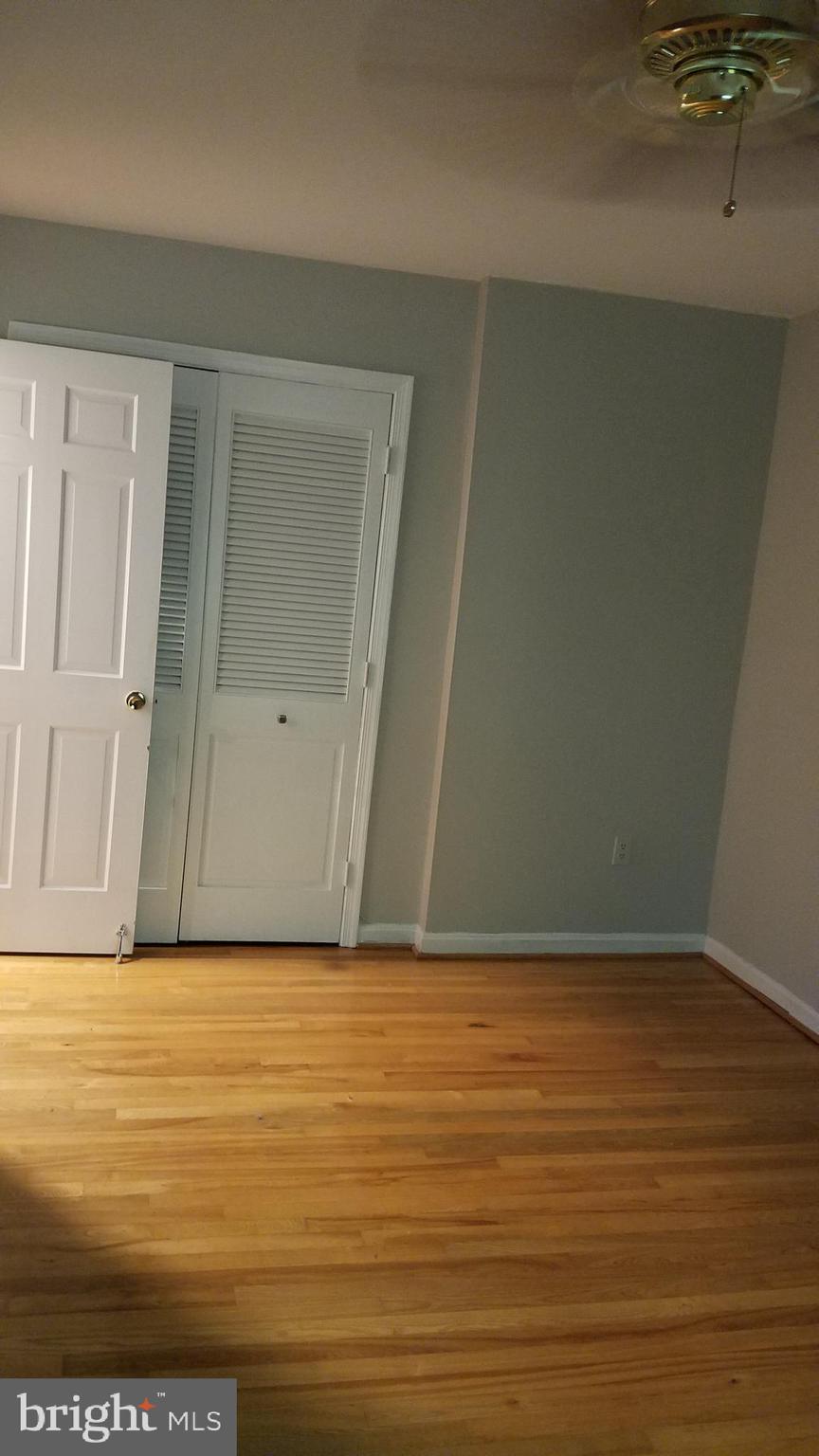 LAKE LOUISE - Residential Lease