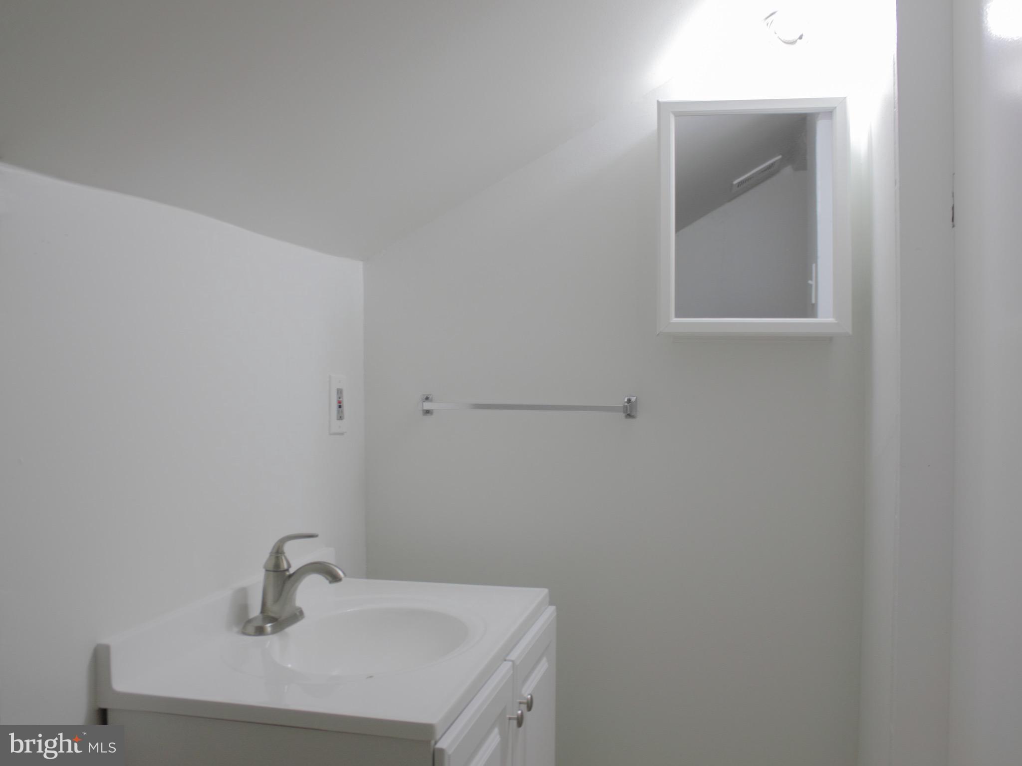 TWINBROOK - Residential Lease