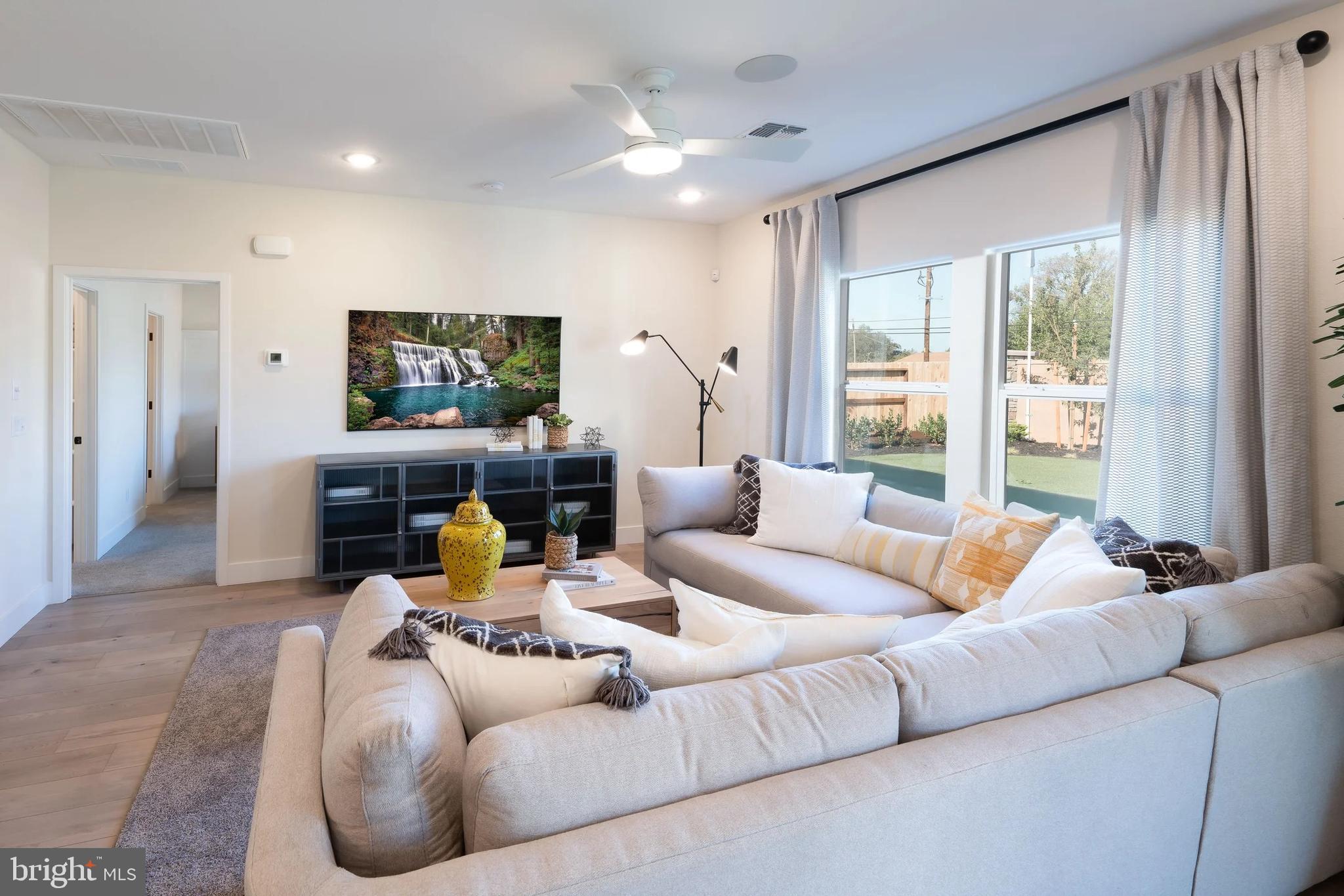 LIBERTY RUN - Residential