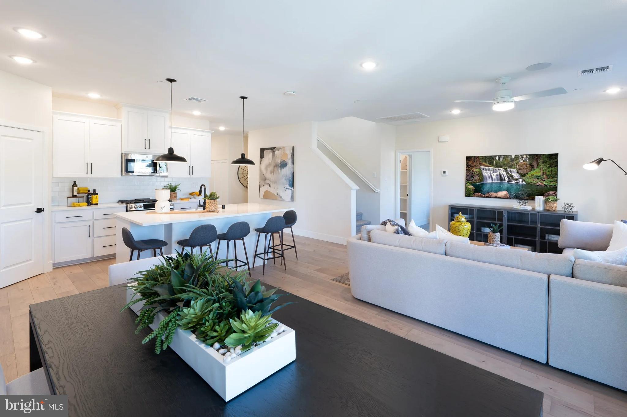 LIBERTY RUN - Residential