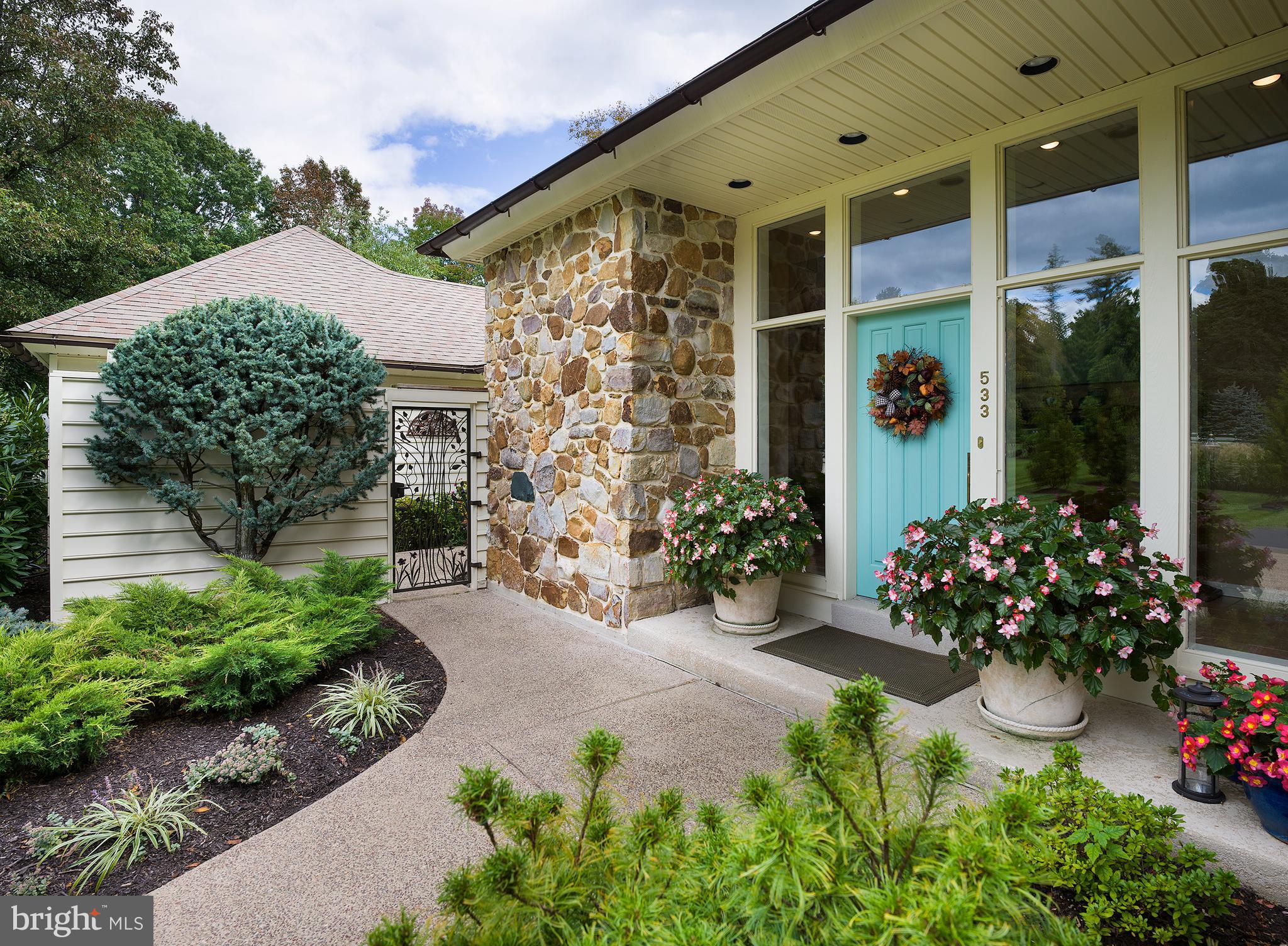 STONEGATE - Residential