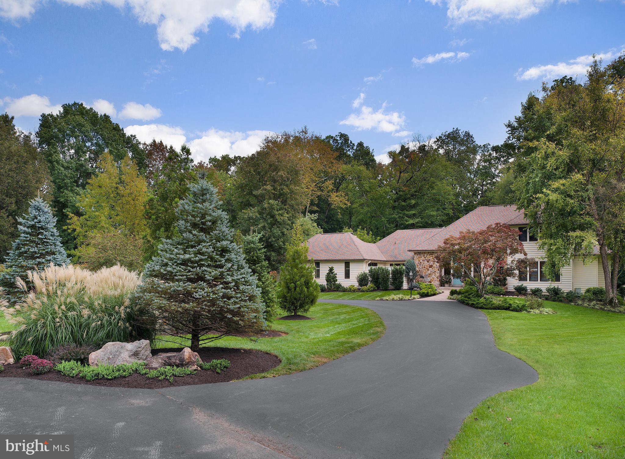 STONEGATE - Residential