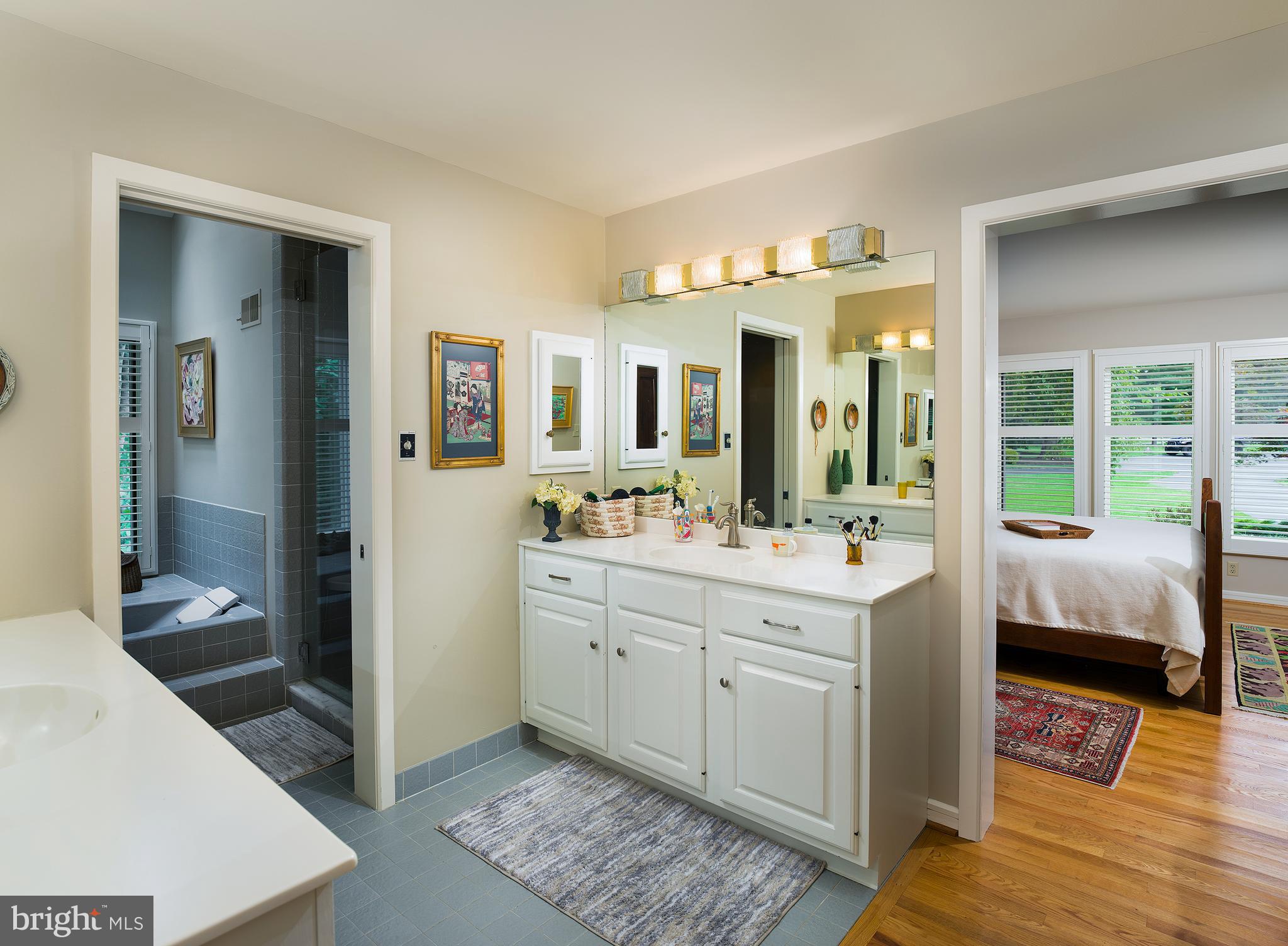 STONEGATE - Residential