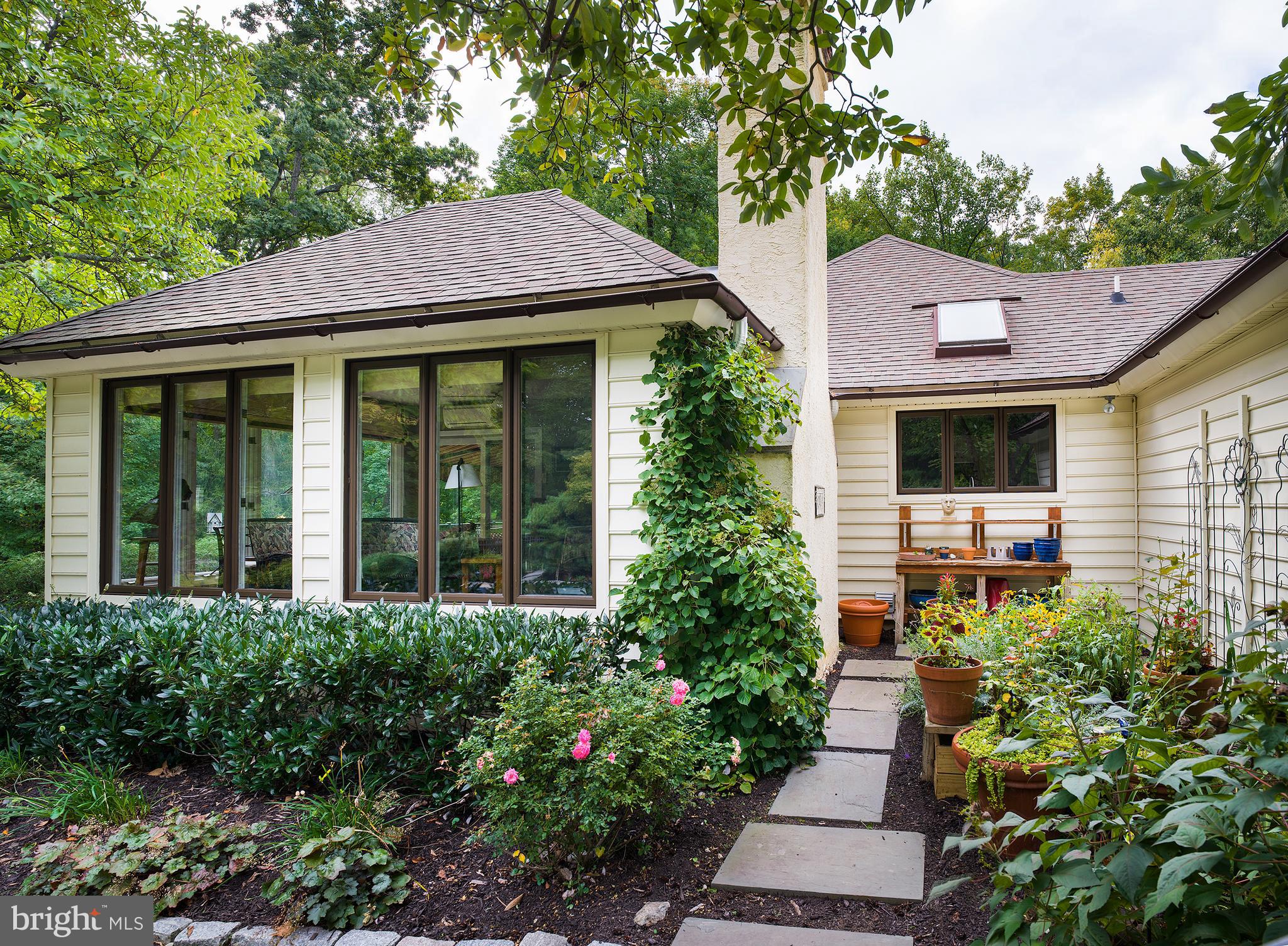 STONEGATE - Residential