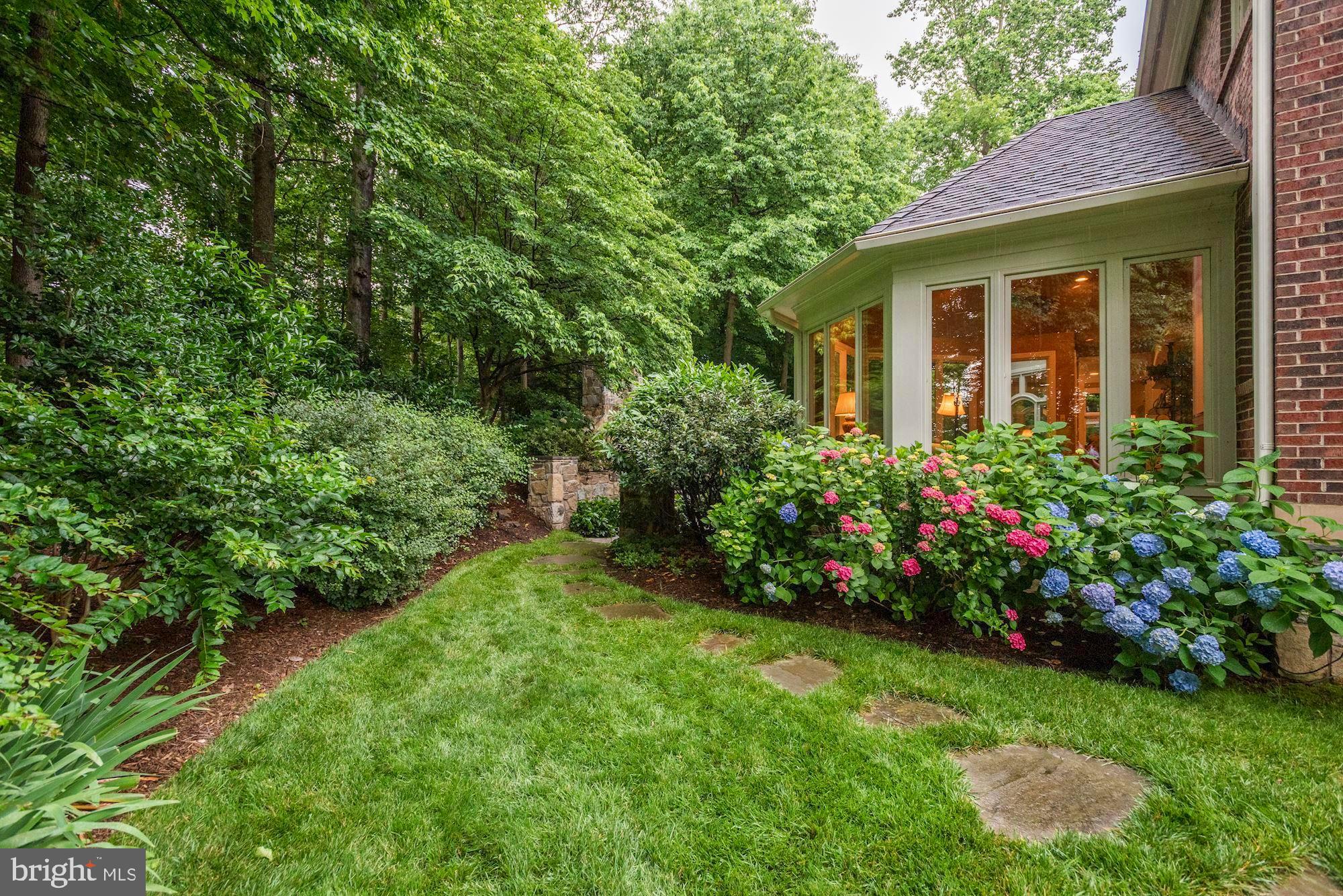 GARFIELD PARK - Residential