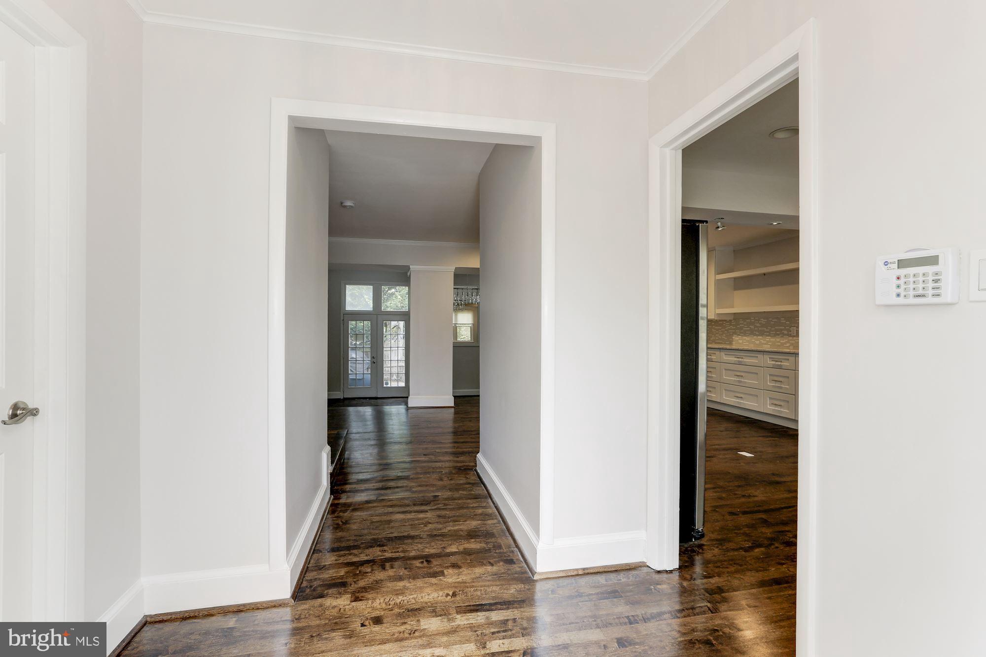 8504 JEFFERSONIAN COURT