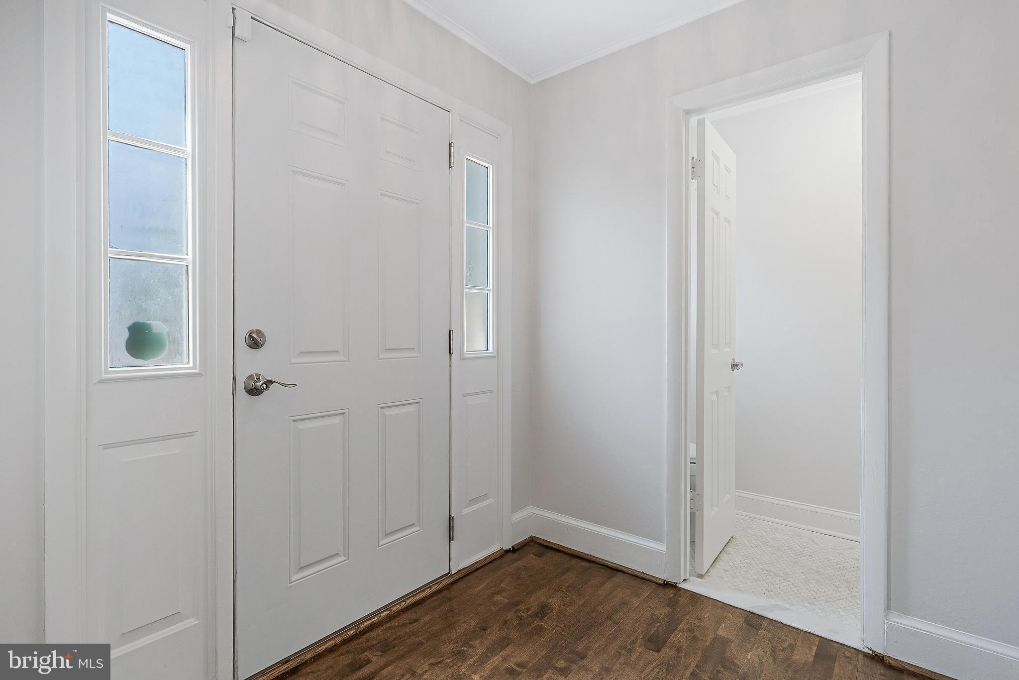 8504 JEFFERSONIAN COURT