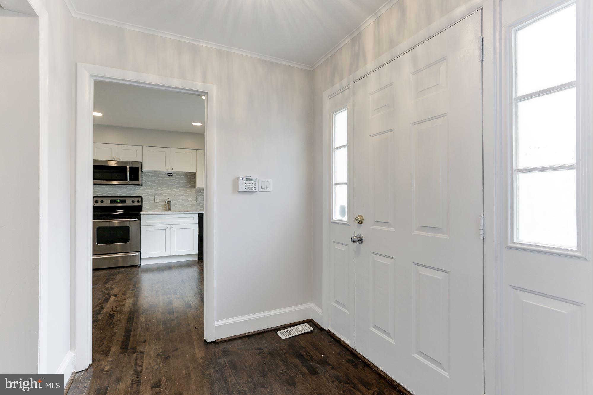 8504 JEFFERSONIAN COURT