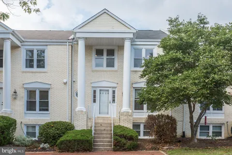 8504 Jeffersonian Court, Vienna, VA MLS: VAFX2242020