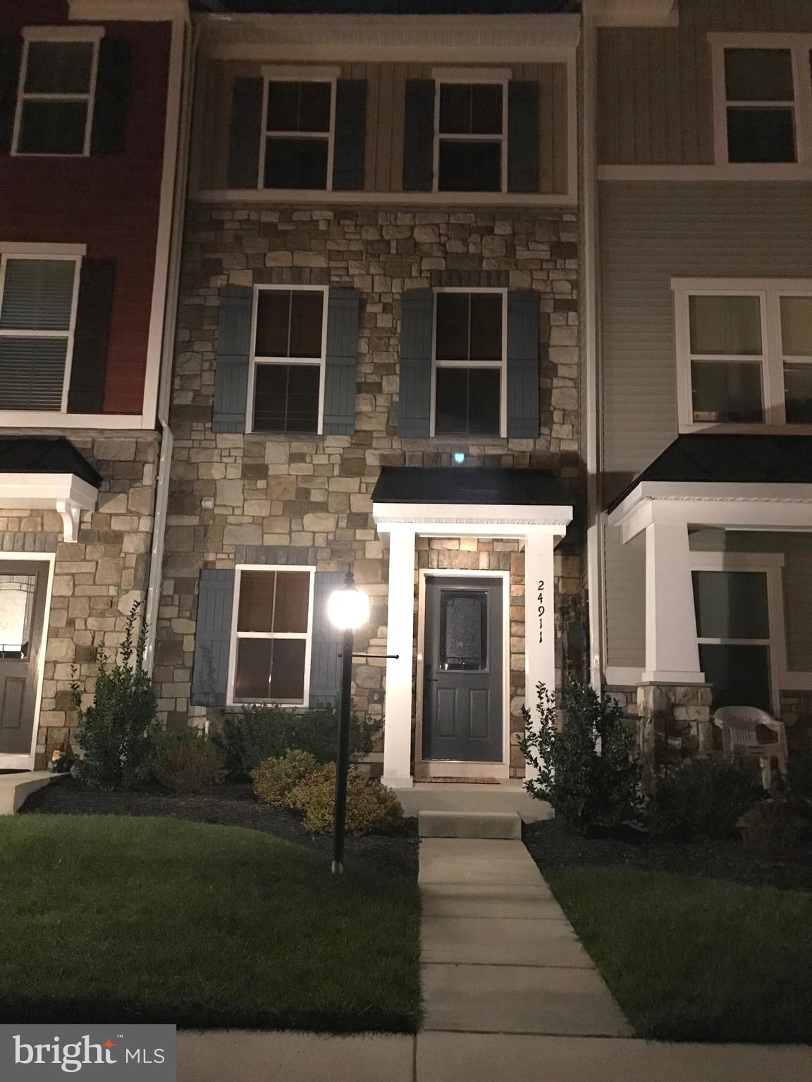 WESTRIDGE CONDOMINIUM - Residential Lease