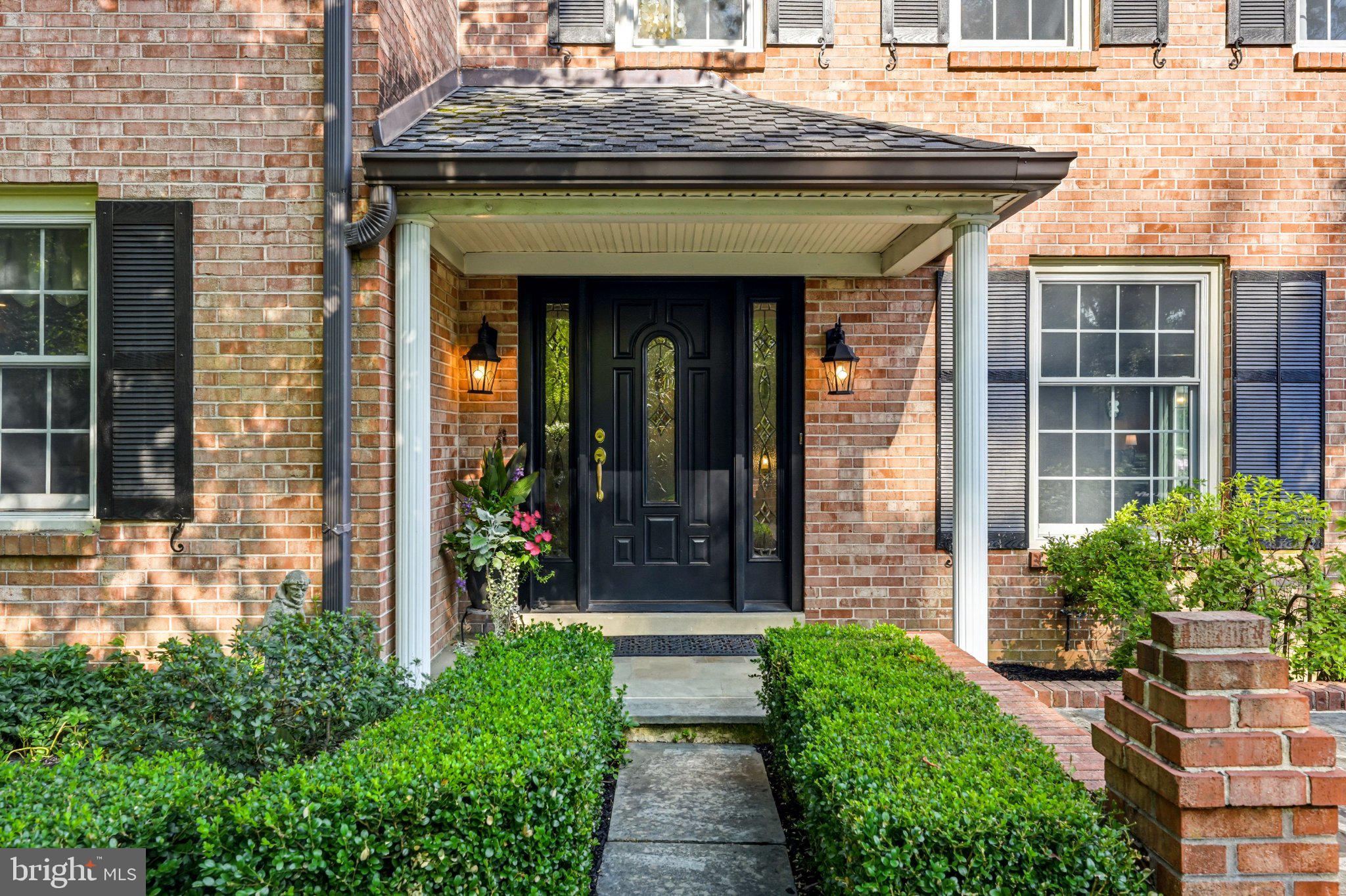 630 LEOPARD ROAD