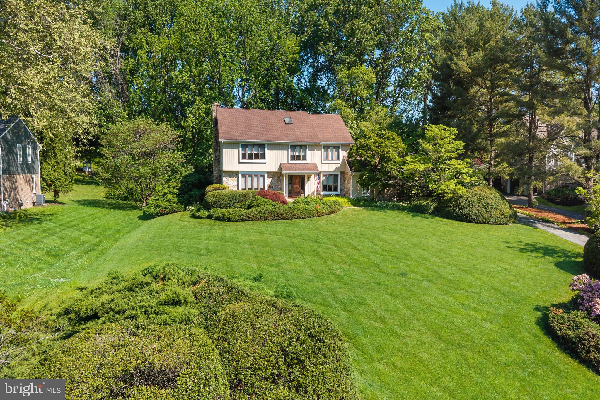 37 E BELMONT DRIVE
