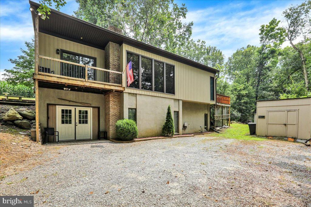 Photo of 125 S Creek Road, MILLERSVILLE, PA 17551 (MLS # PALA2074280)