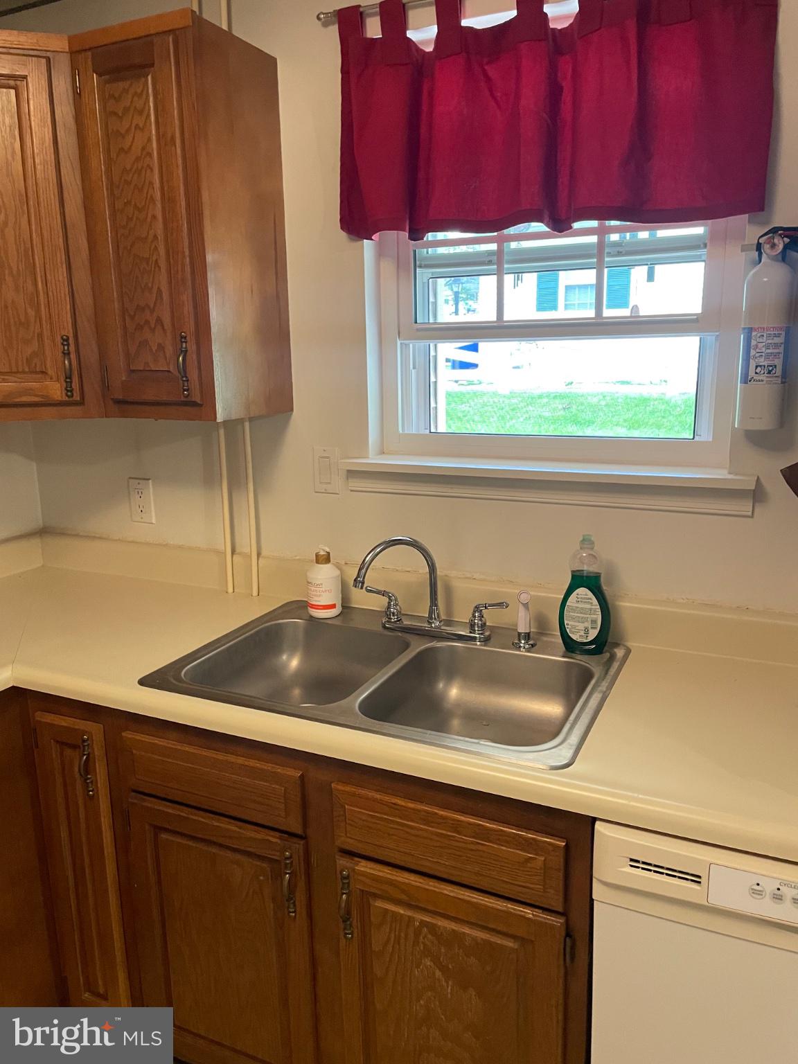 GLEN HOLLOW CONDOS - Residential
