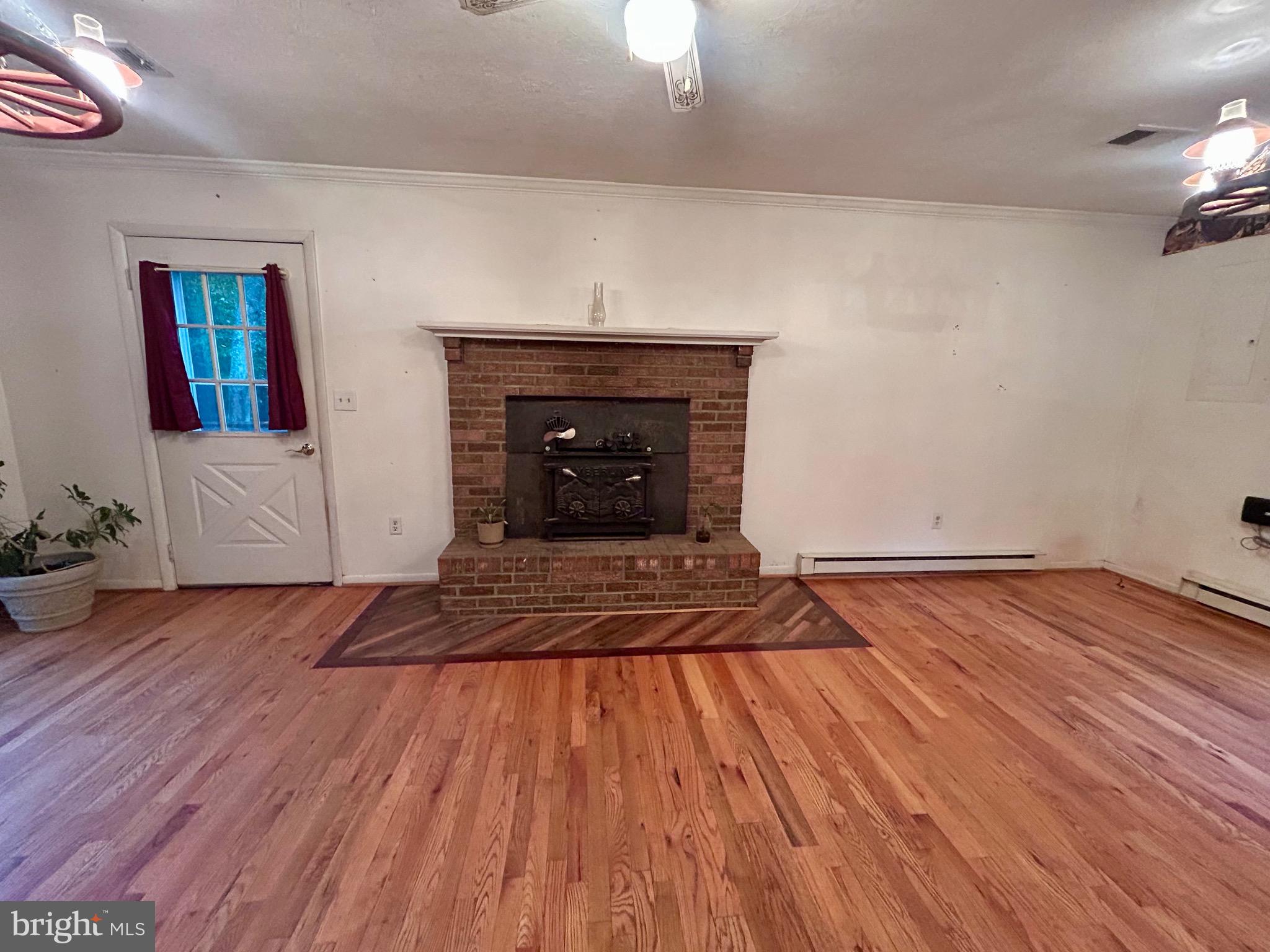 SHORT MOUNTAIN SOUTH - Residential