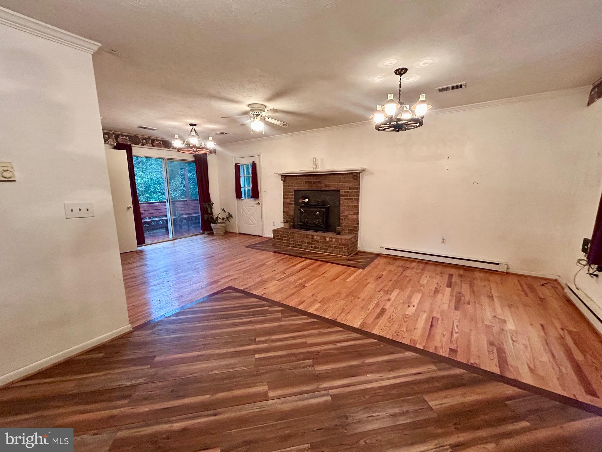 SHORT MOUNTAIN SOUTH - Residential