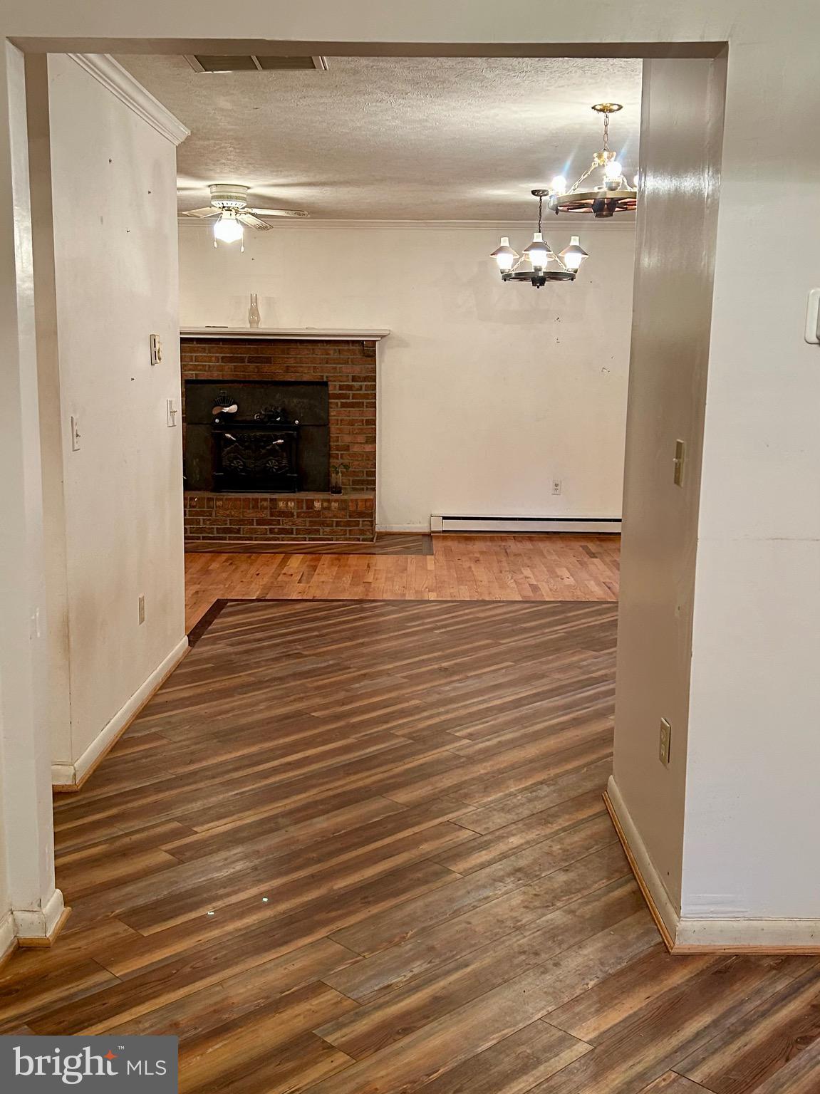 SHORT MOUNTAIN SOUTH - Residential