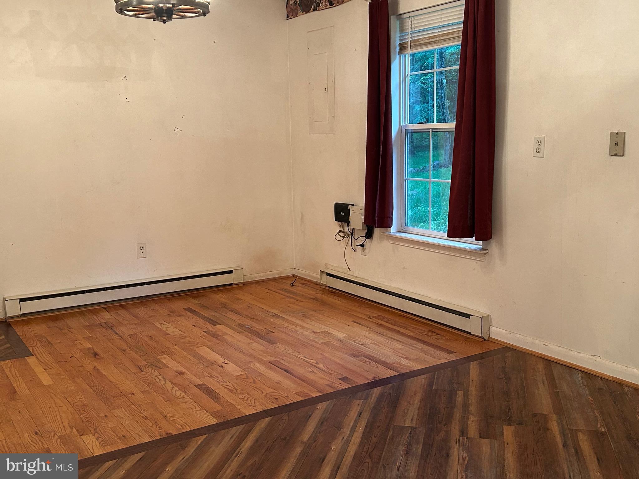 SHORT MOUNTAIN SOUTH - Residential