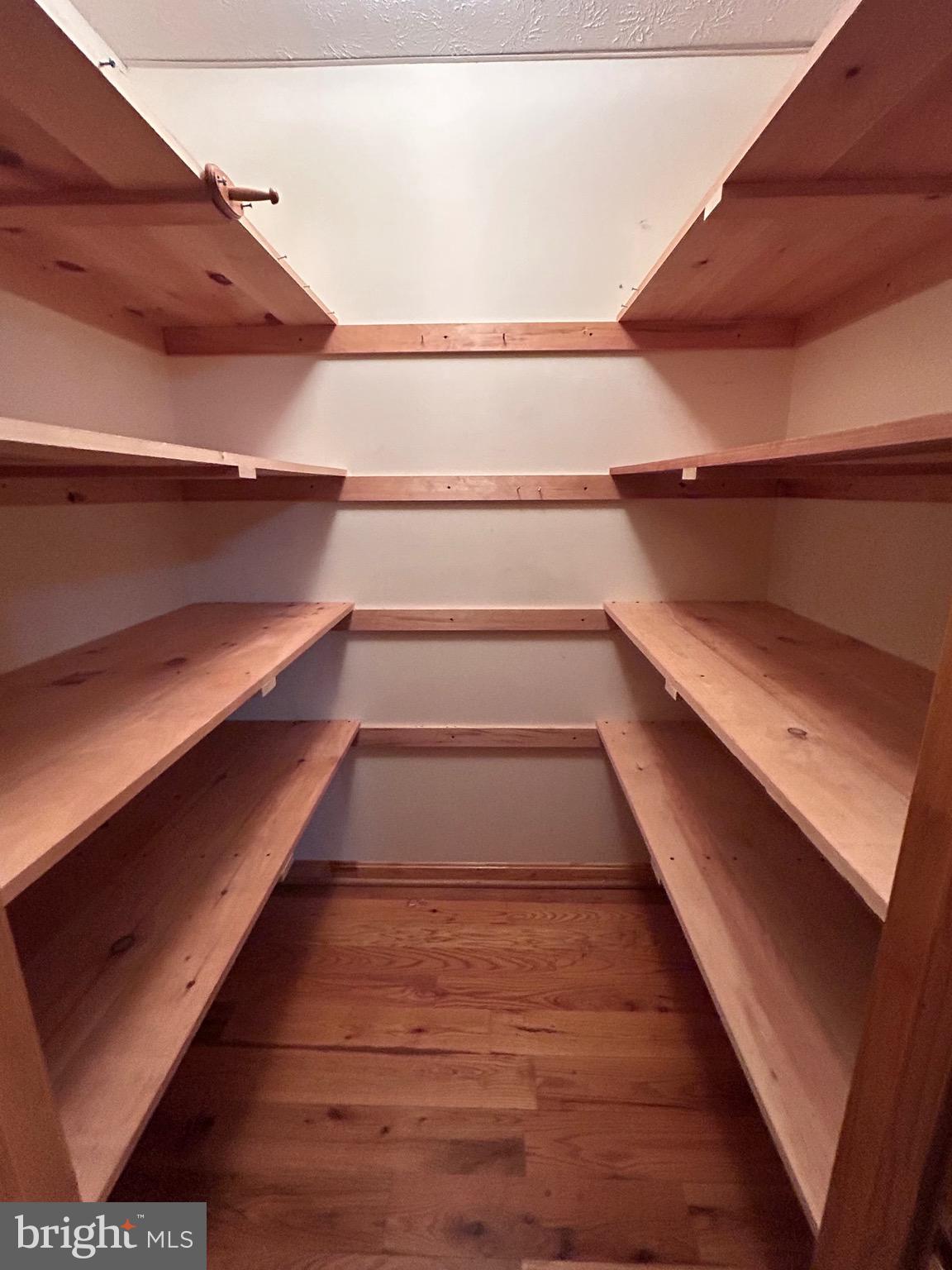 SHORT MOUNTAIN SOUTH - Residential