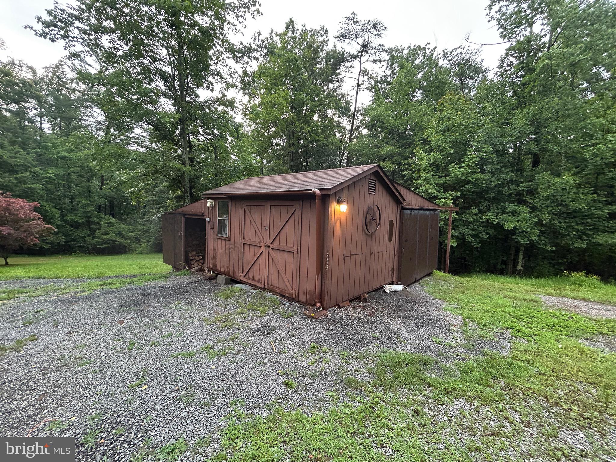 SHORT MOUNTAIN SOUTH - Residential