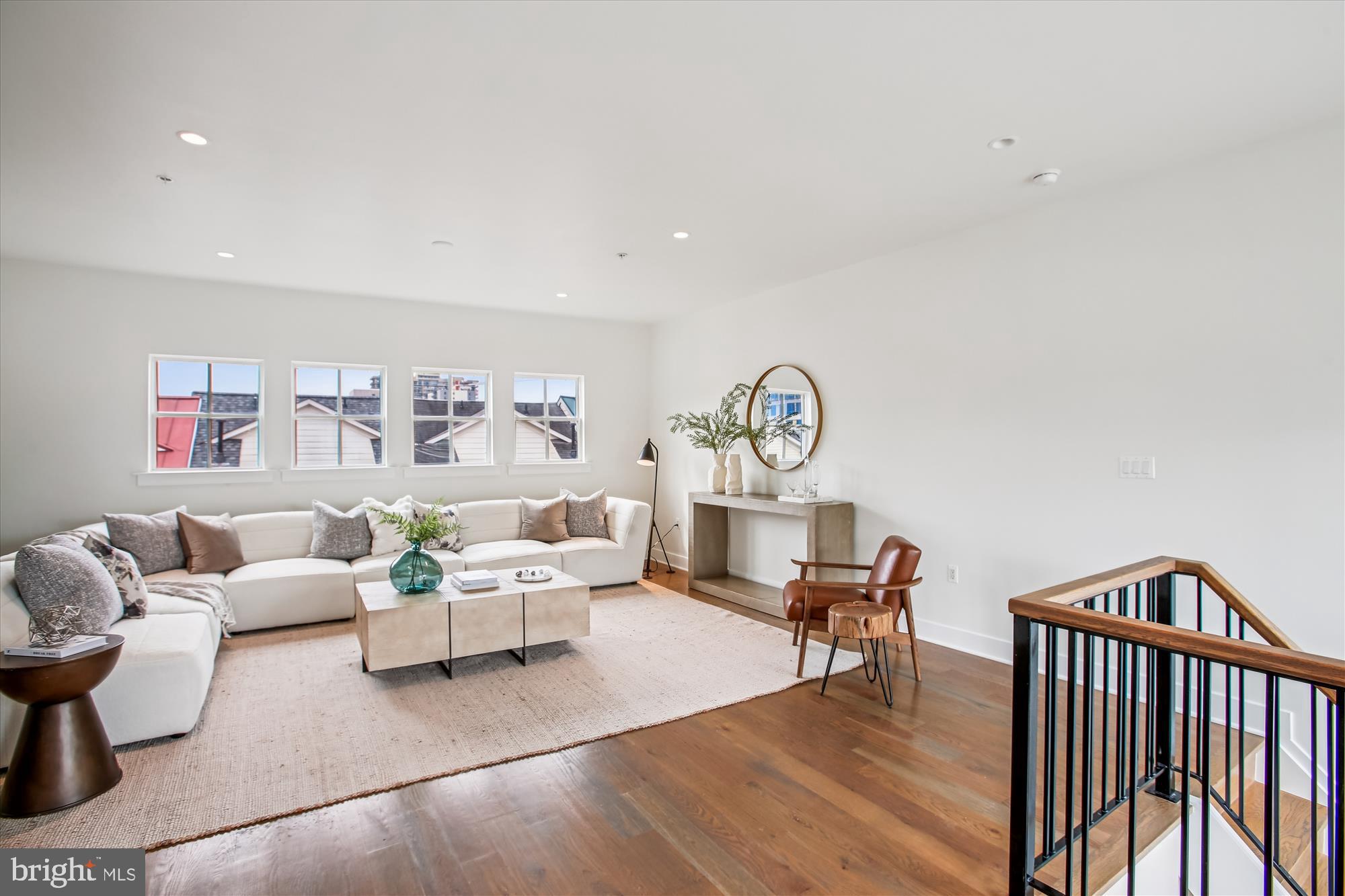 PRINTERS ROW - Residential