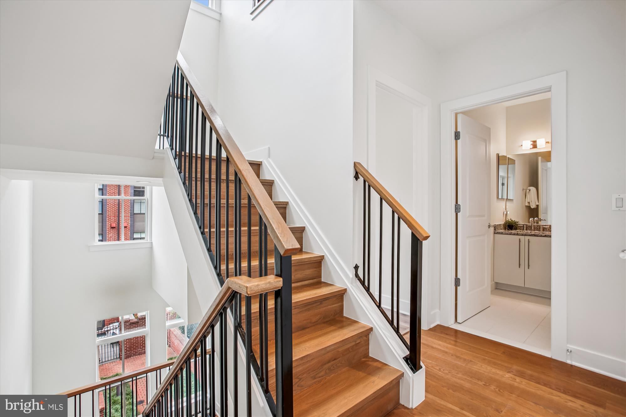 PRINTERS ROW - Residential