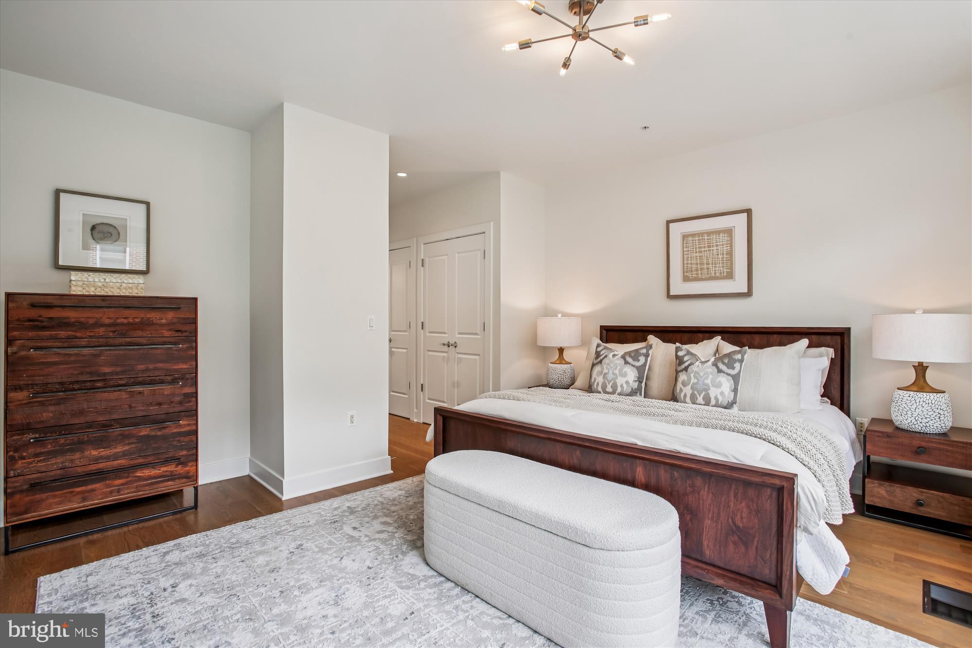 PRINTERS ROW - Residential