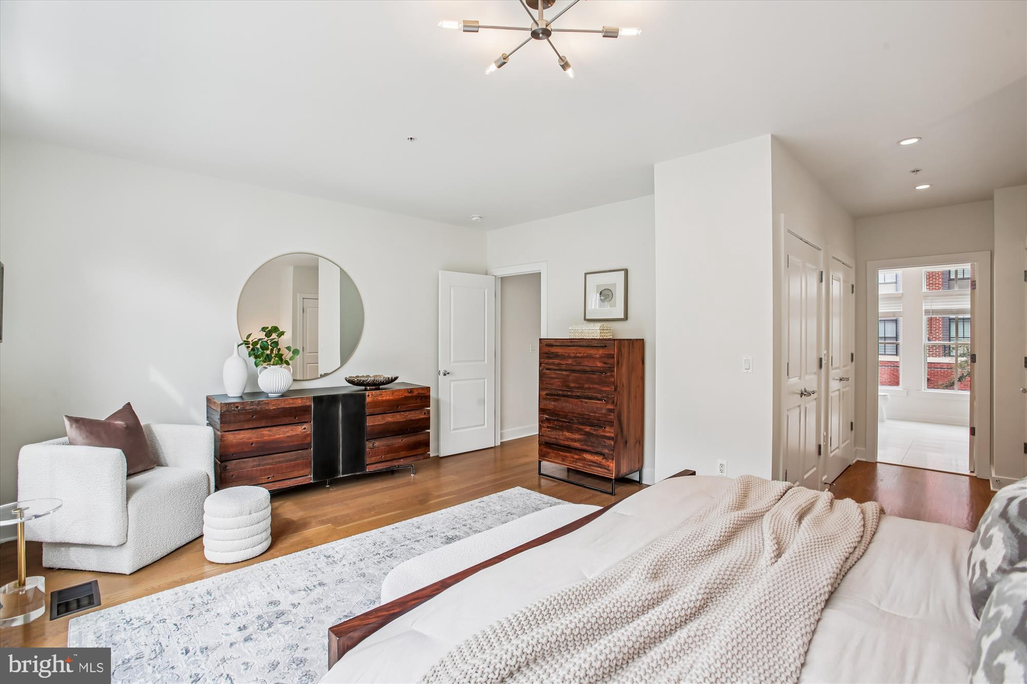 PRINTERS ROW - Residential