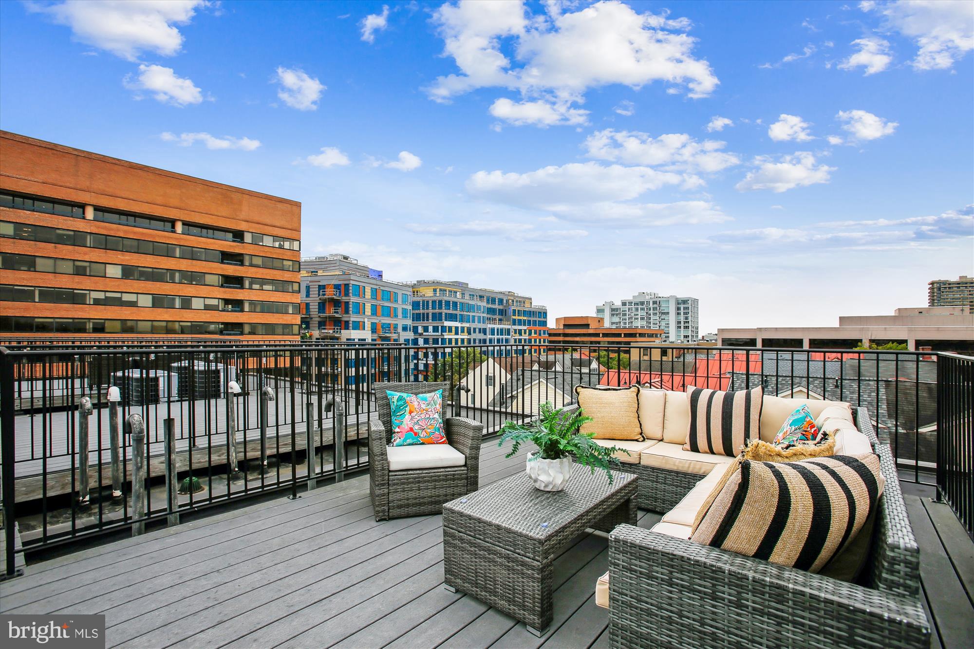 PRINTERS ROW - Residential