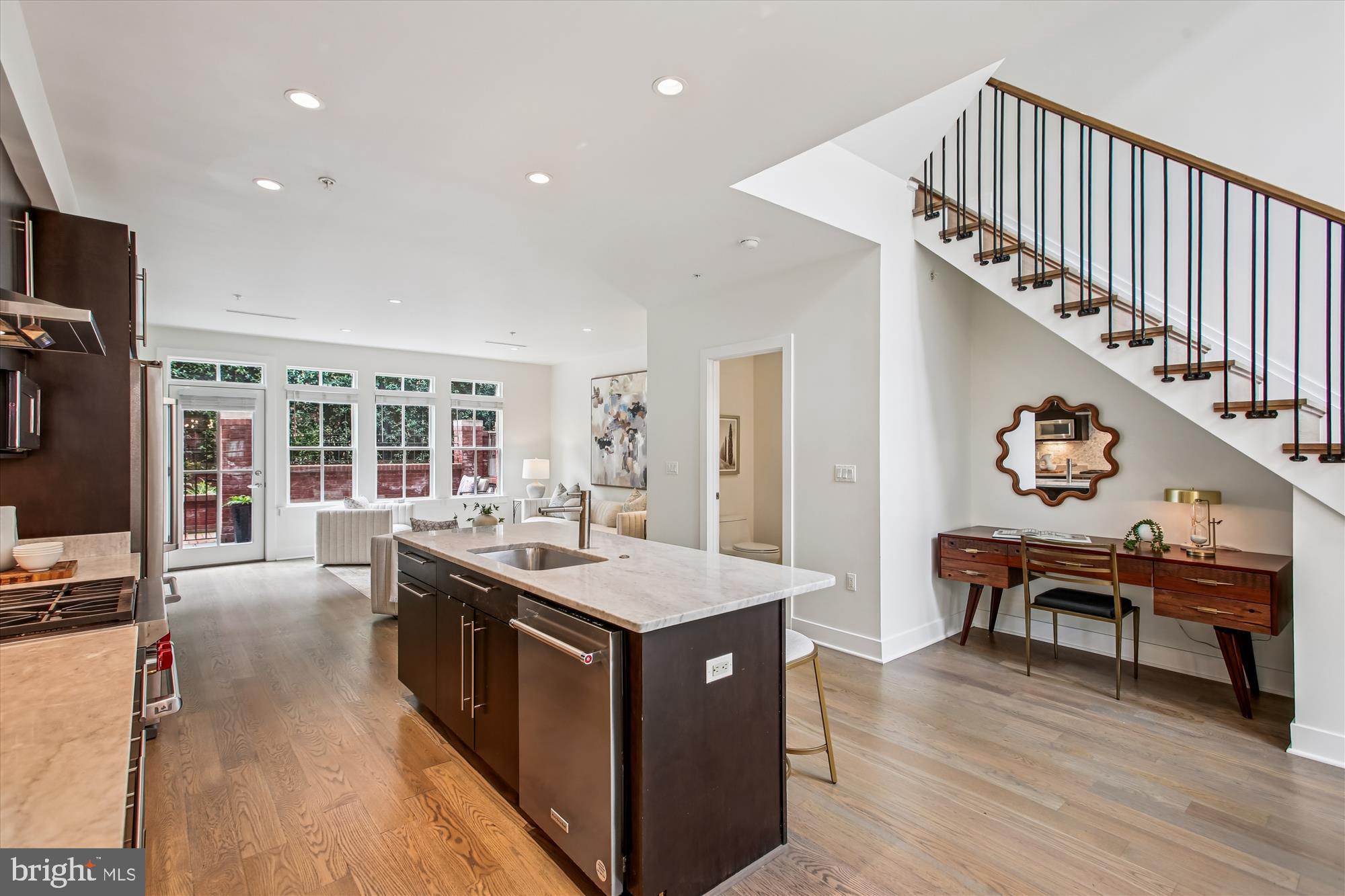 PRINTERS ROW - Residential