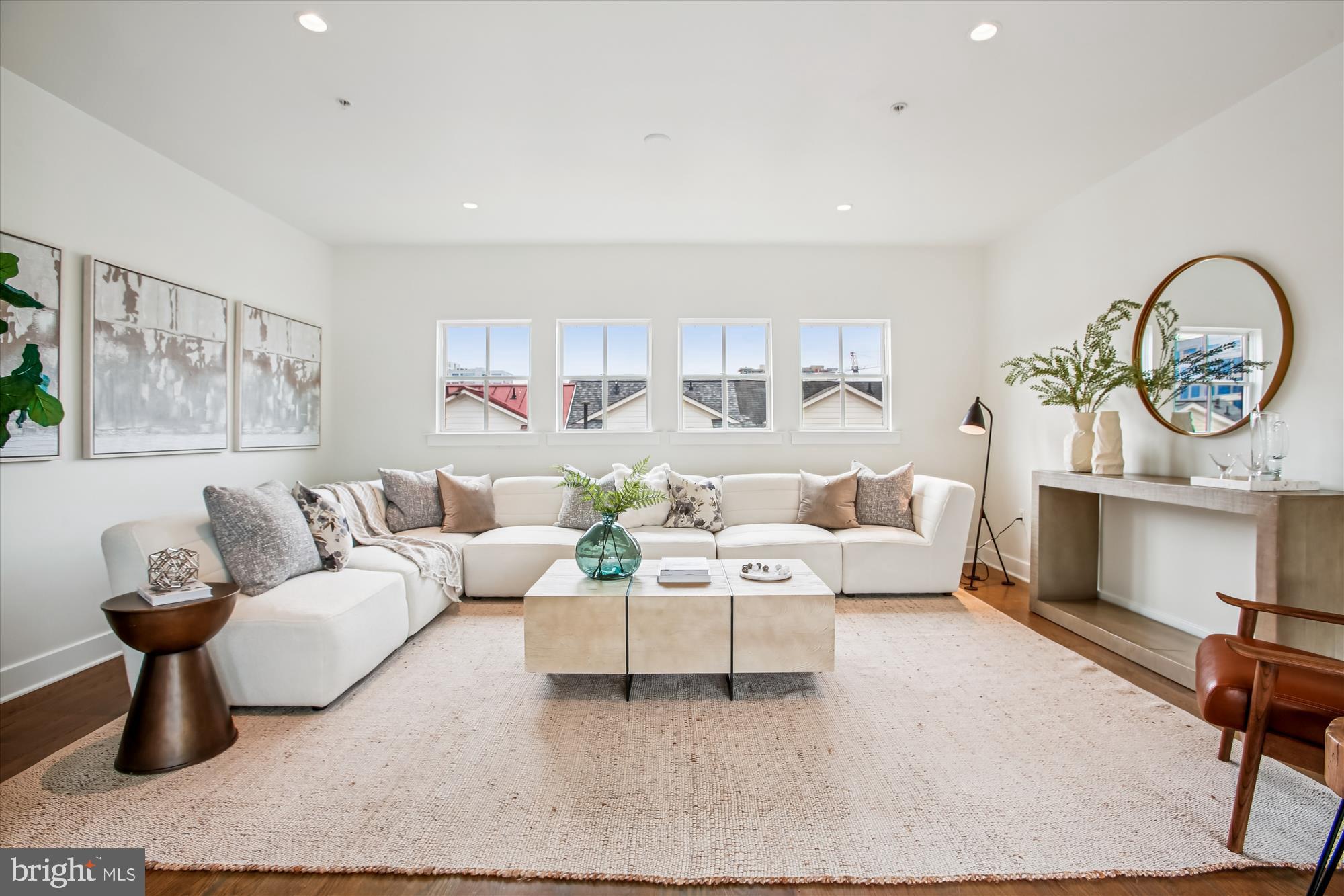 PRINTERS ROW - Residential