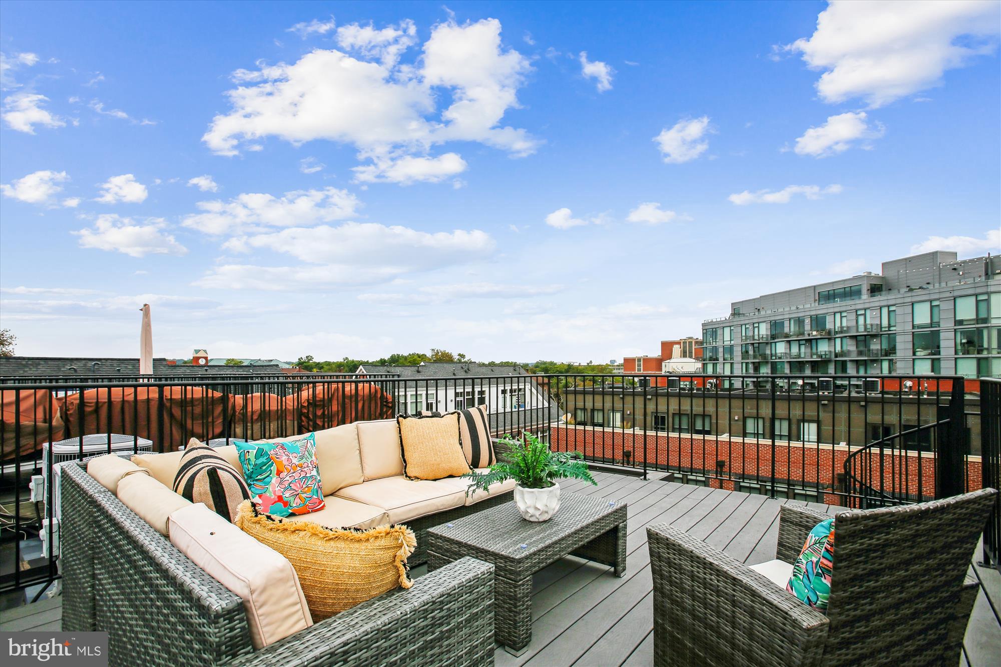 PRINTERS ROW - Residential