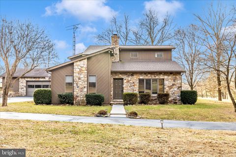 1250 MISH ROAD BUNKER HILL WV 25413