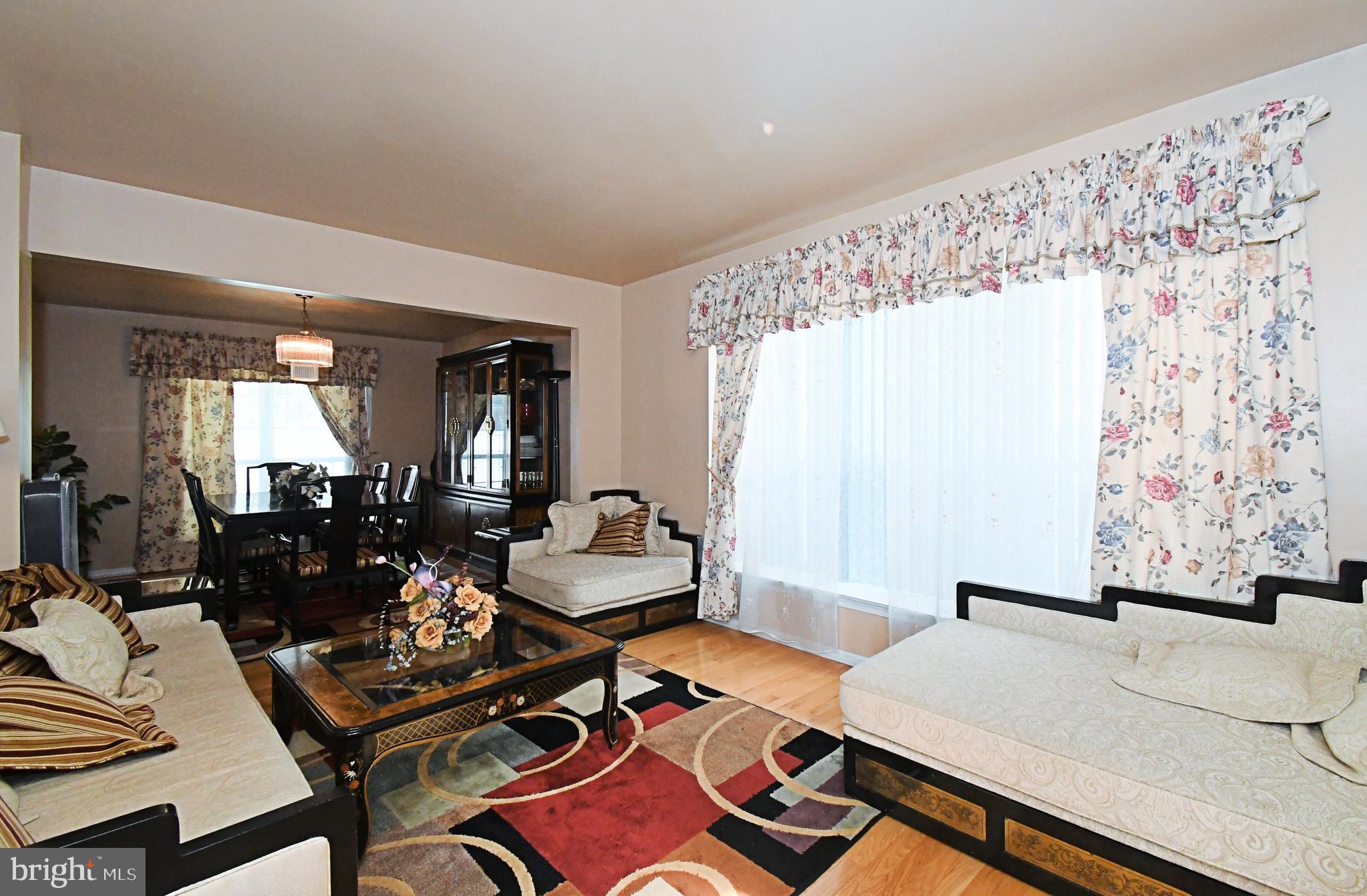 SOMERTON - Residential