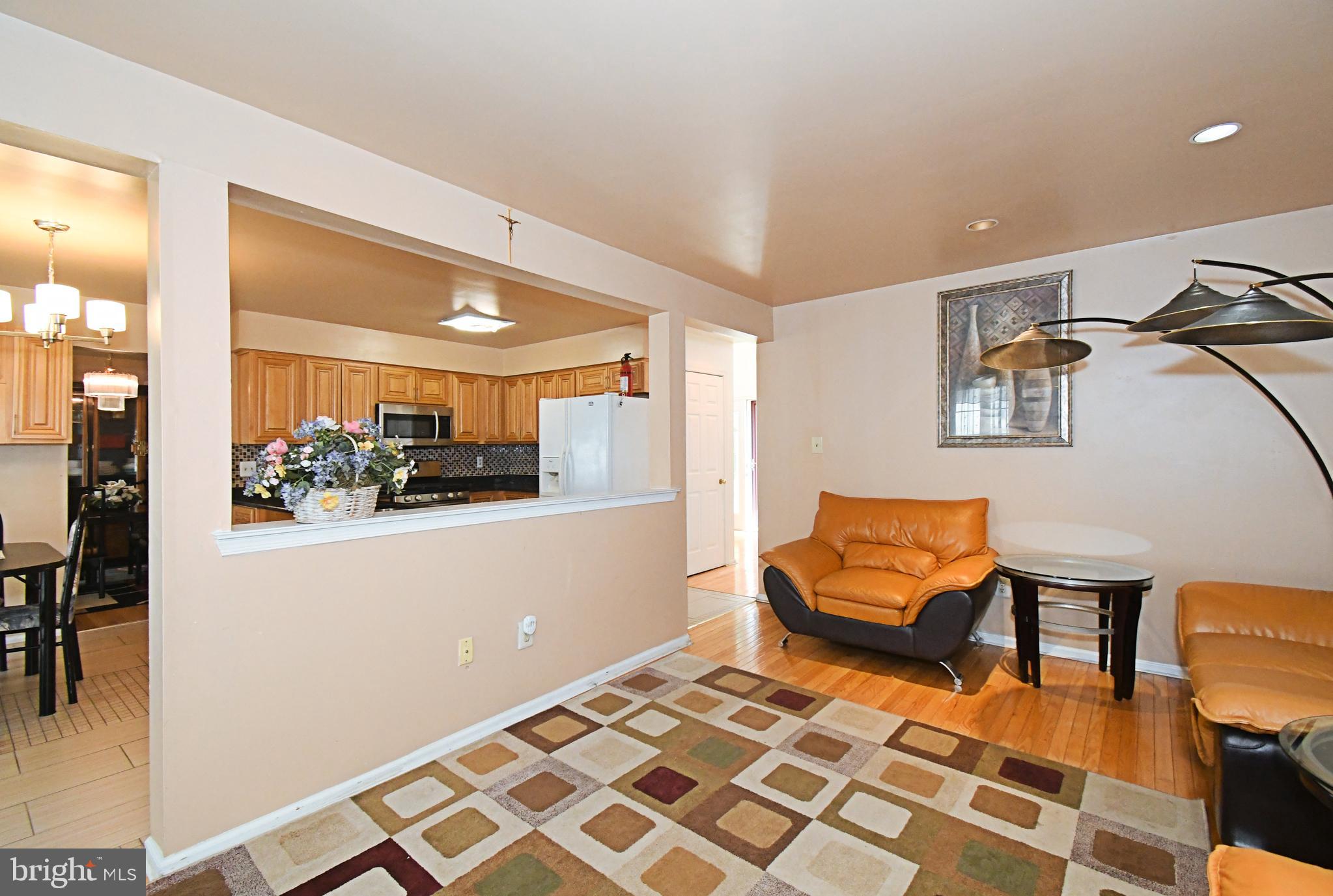 SOMERTON - Residential
