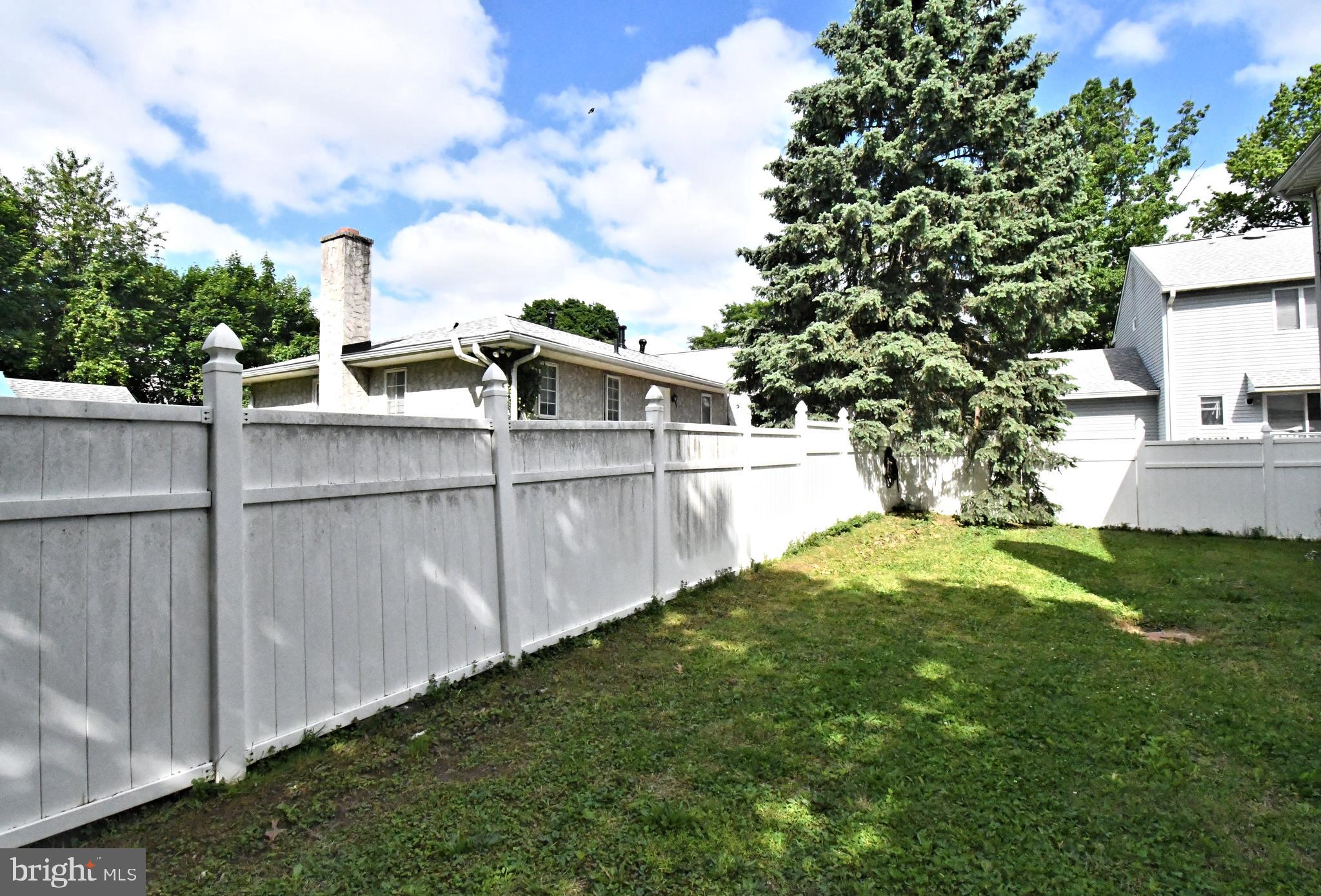 SOMERTON - Residential