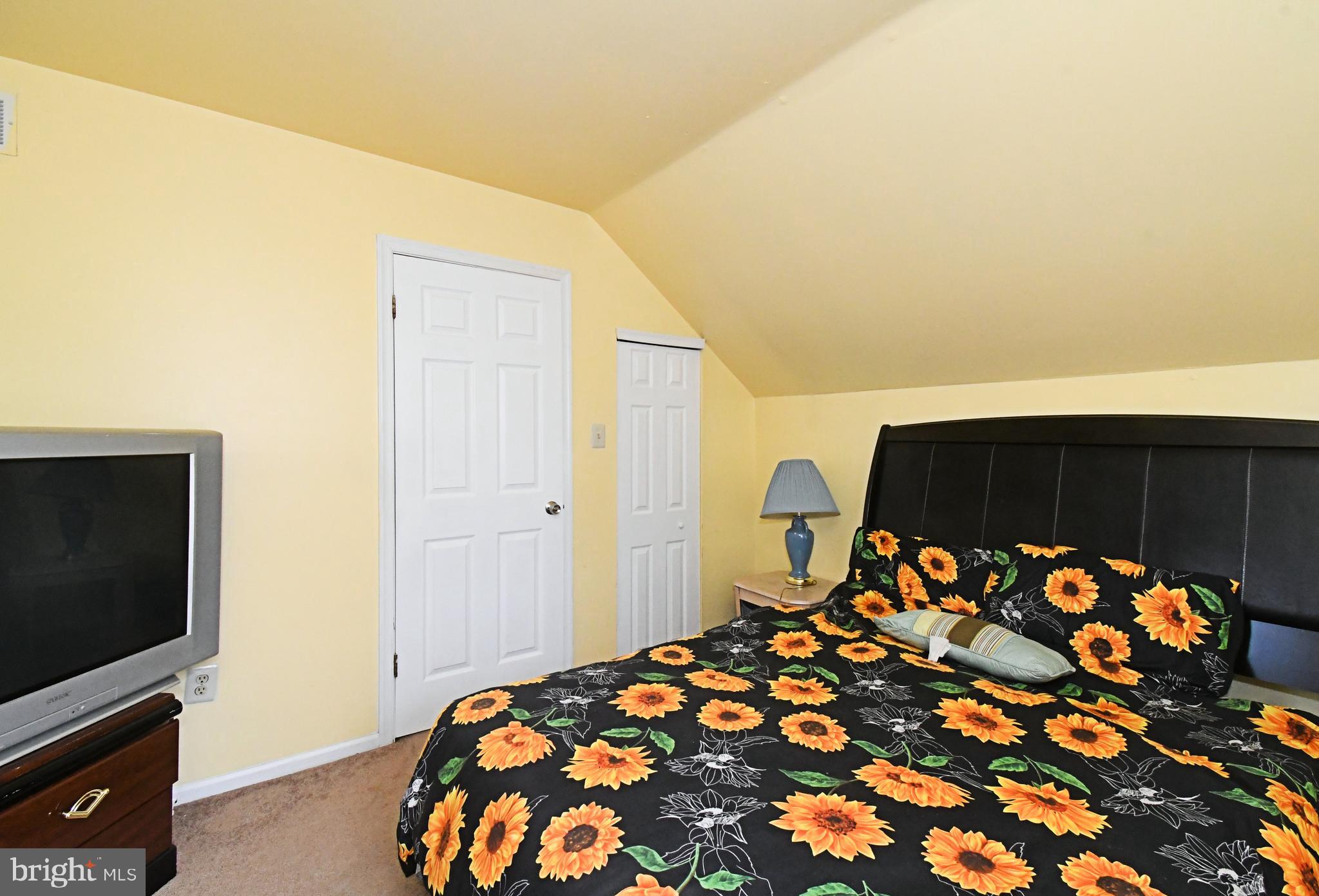 SOMERTON - Residential