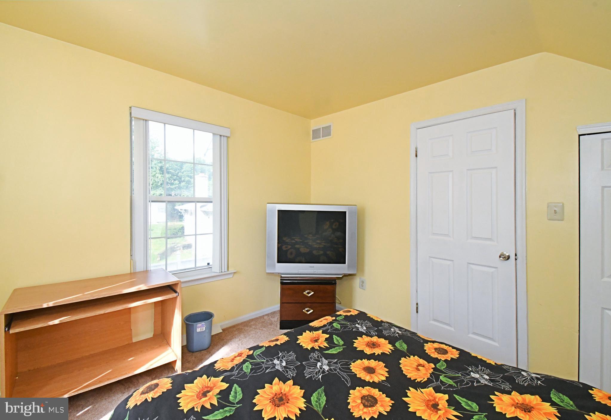 SOMERTON - Residential