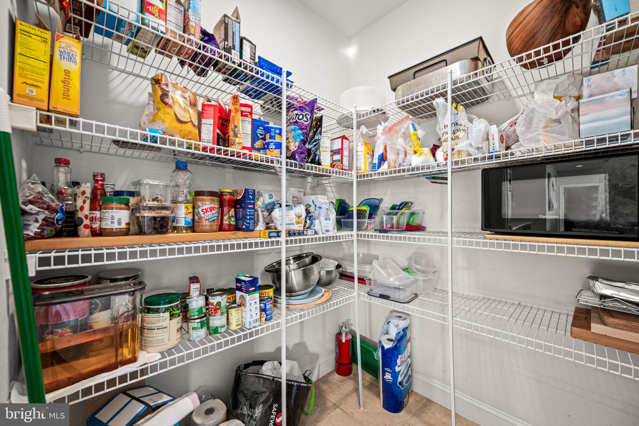 SARUM FARM - Residential