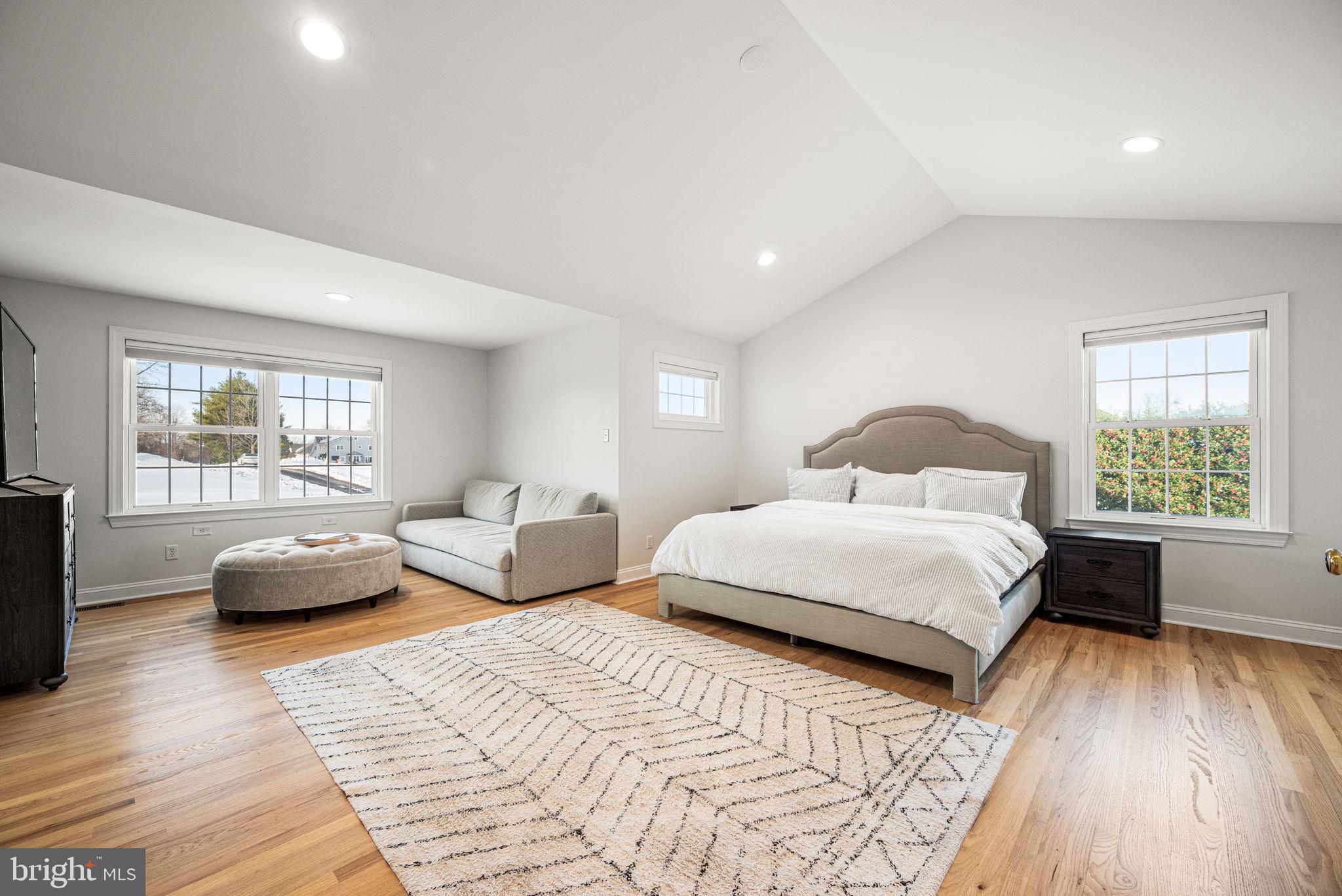 SARUM FARM - Residential