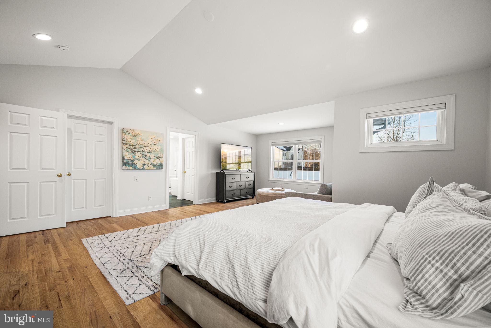 SARUM FARM - Residential