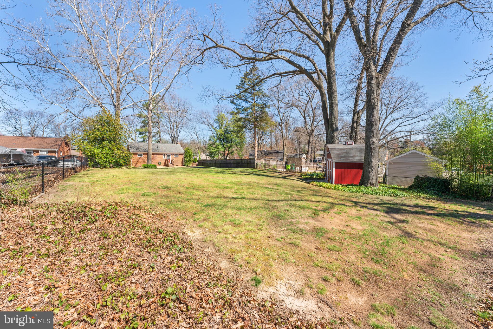 LYNWOOD - Residential