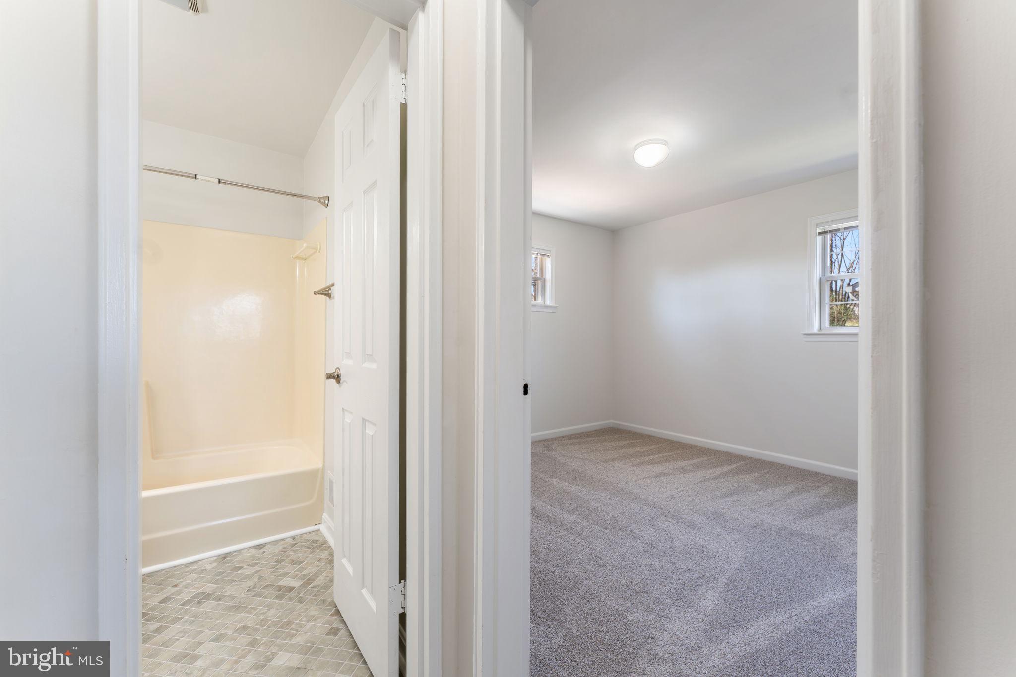 LYNWOOD - Residential