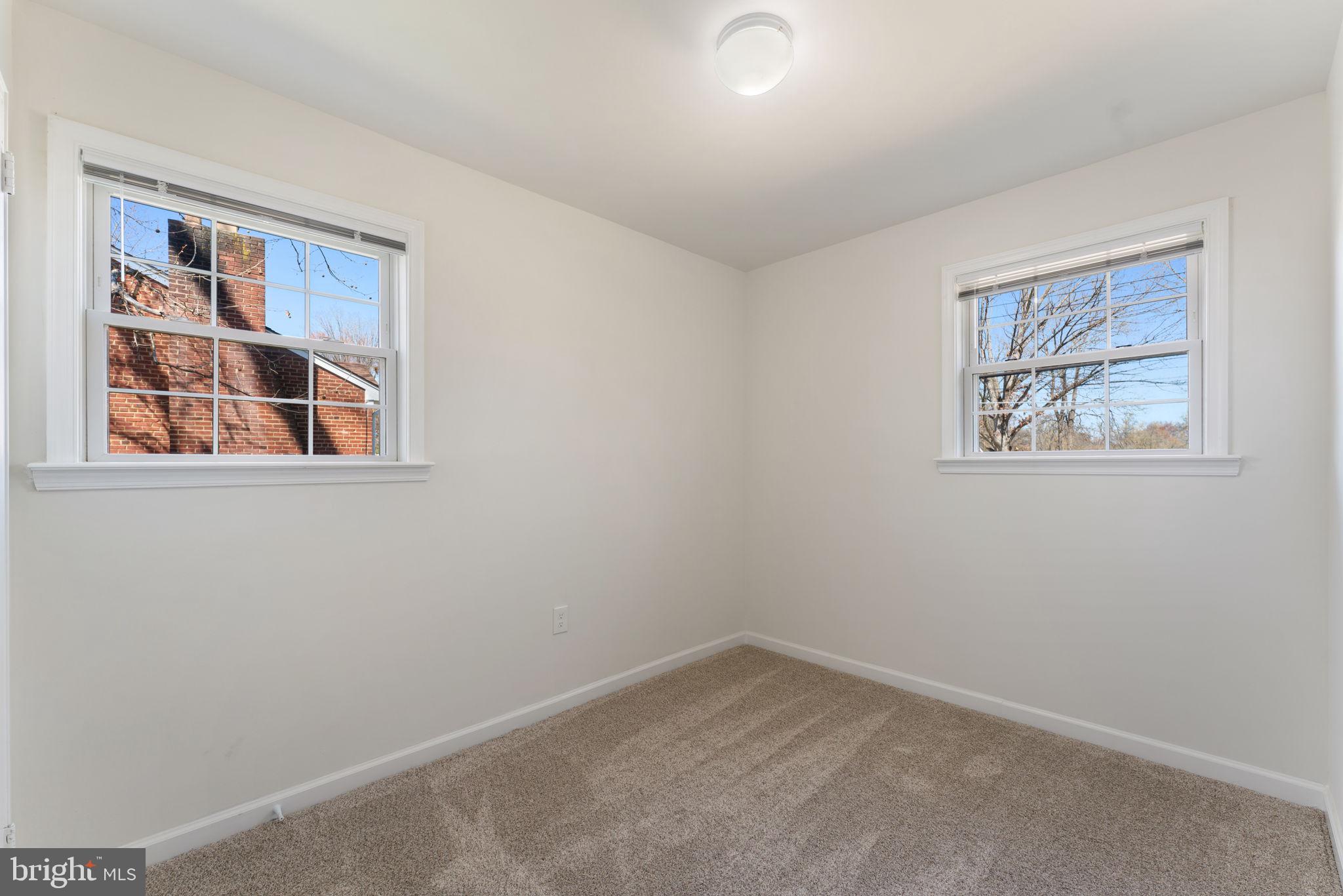 LYNWOOD - Residential